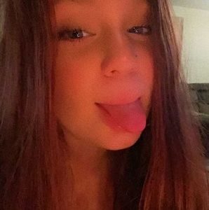 Meet your Posher, Kendall